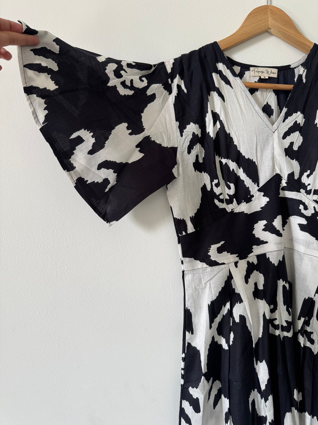 Amor Frill Dress