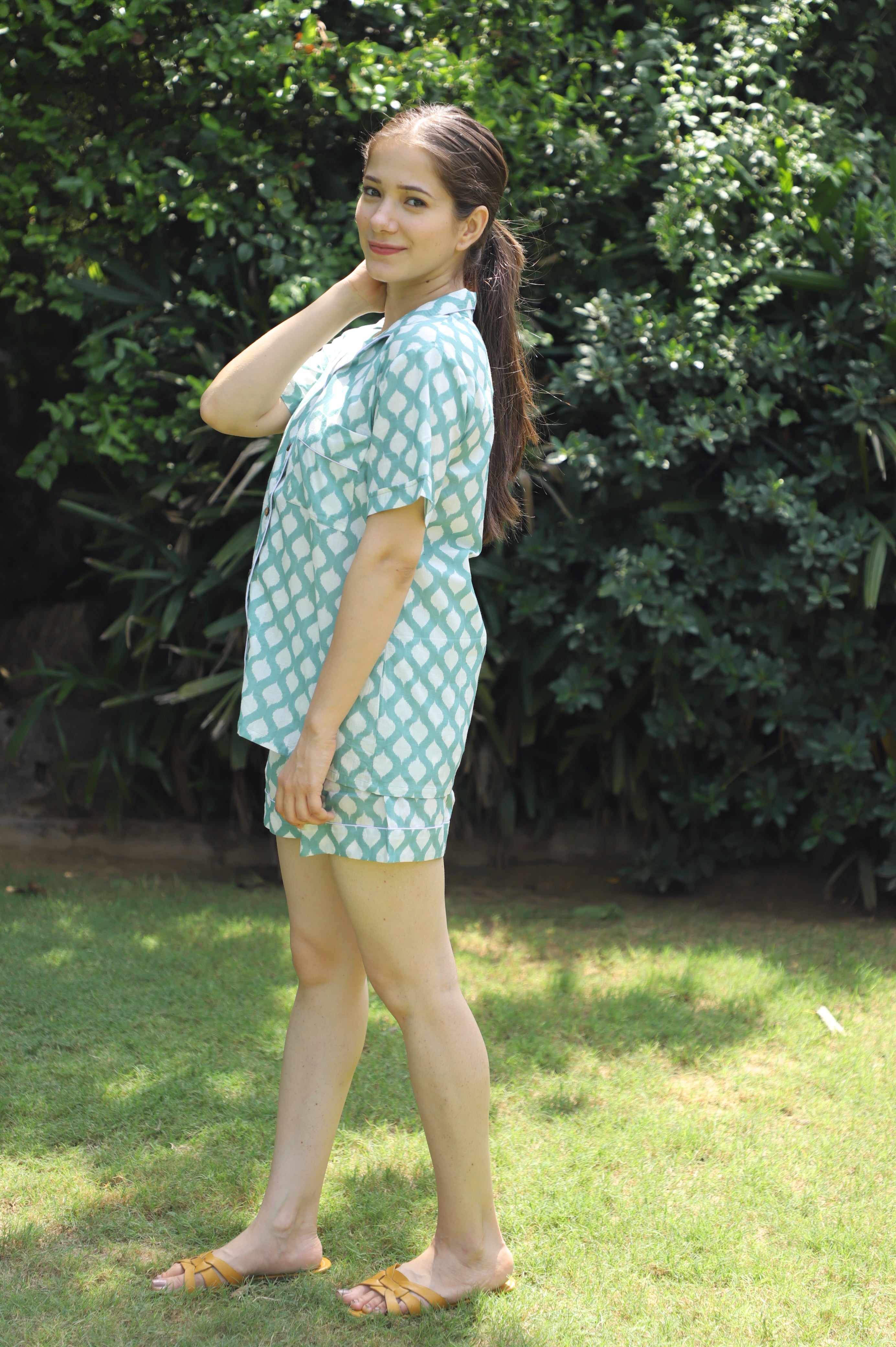 Minimalsitic Ikat Cotton Night Suit