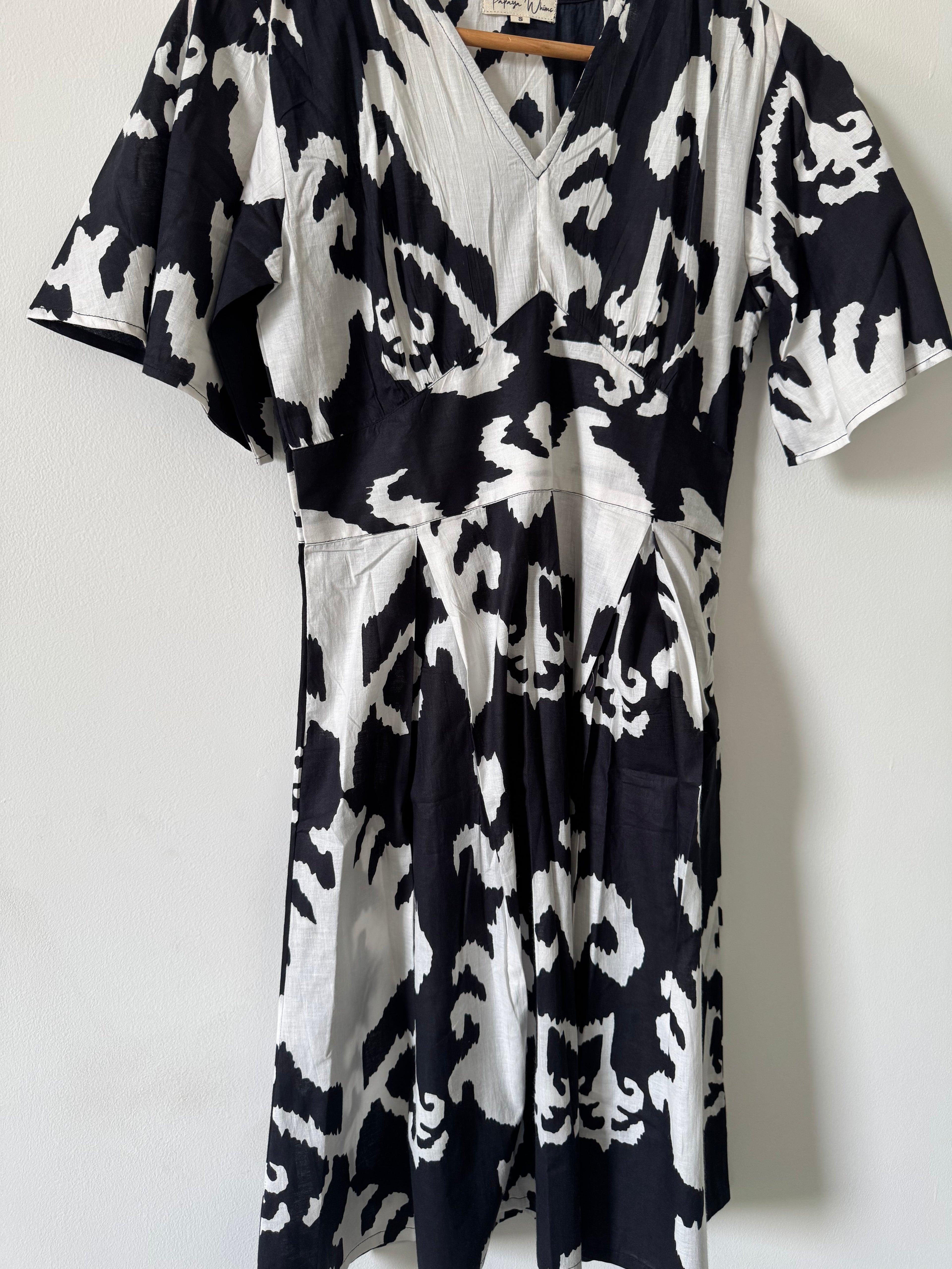 Amor Frill Dress
