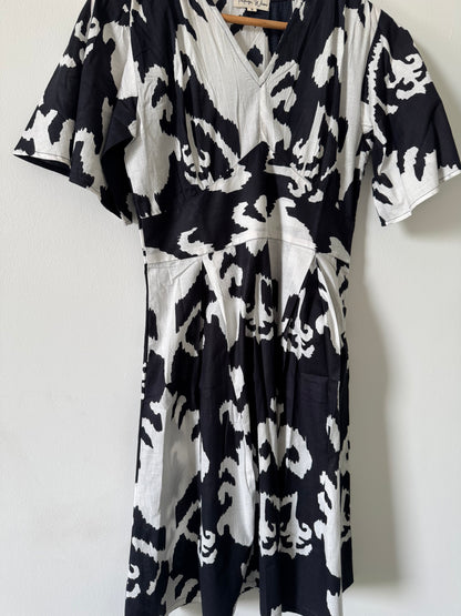 Amor Frill Dress