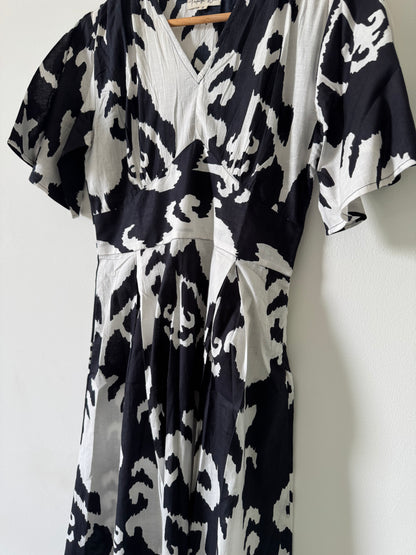 Amor Frill Dress