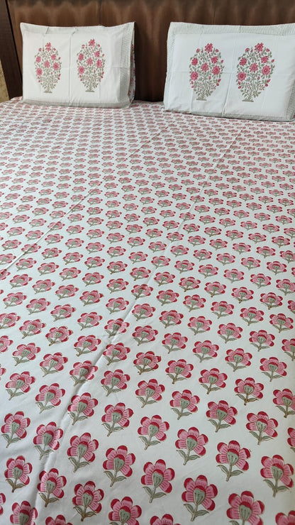 Blooming flower Bedsheet