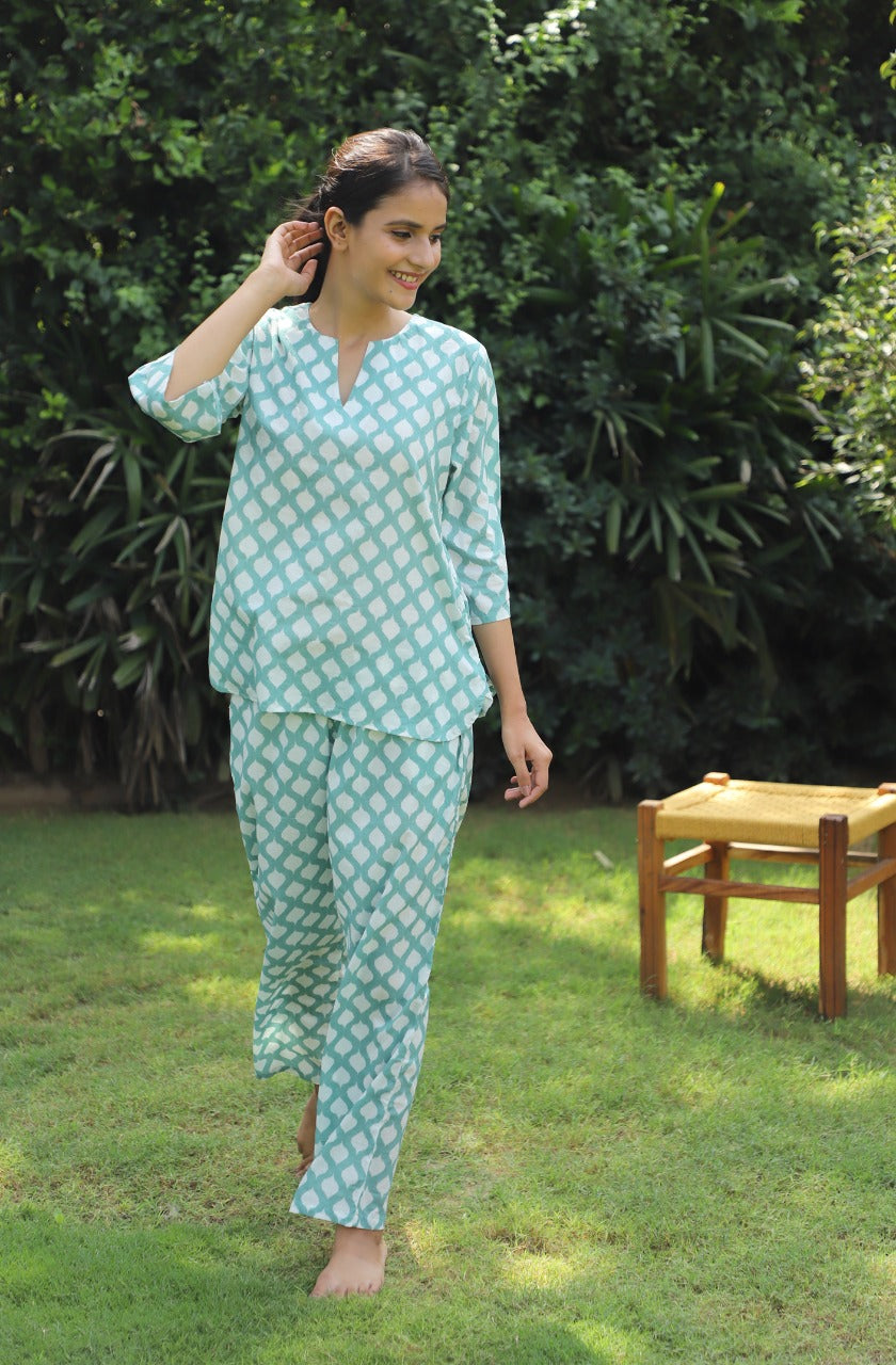 Ice Burst Ikat Print Cotton Kurta Jammies 2 pc Set